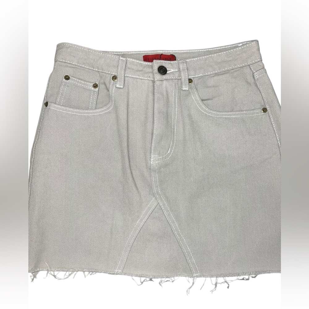 Signature8 Womens Distressed Denim Mini Skirt Beige Size Medium NWT